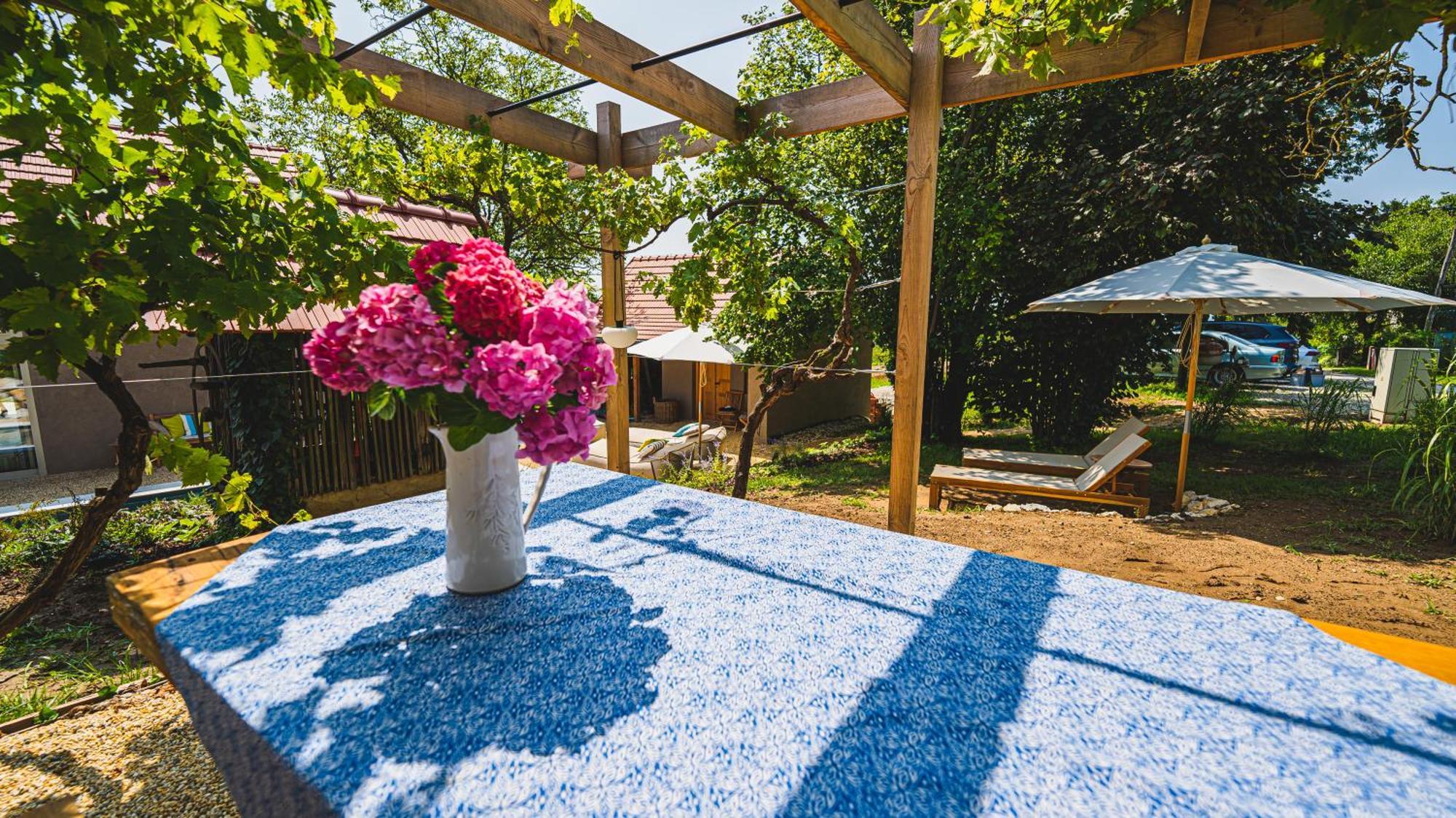 Gardenguesthouse Mlinar Fokovci Bagian luar foto